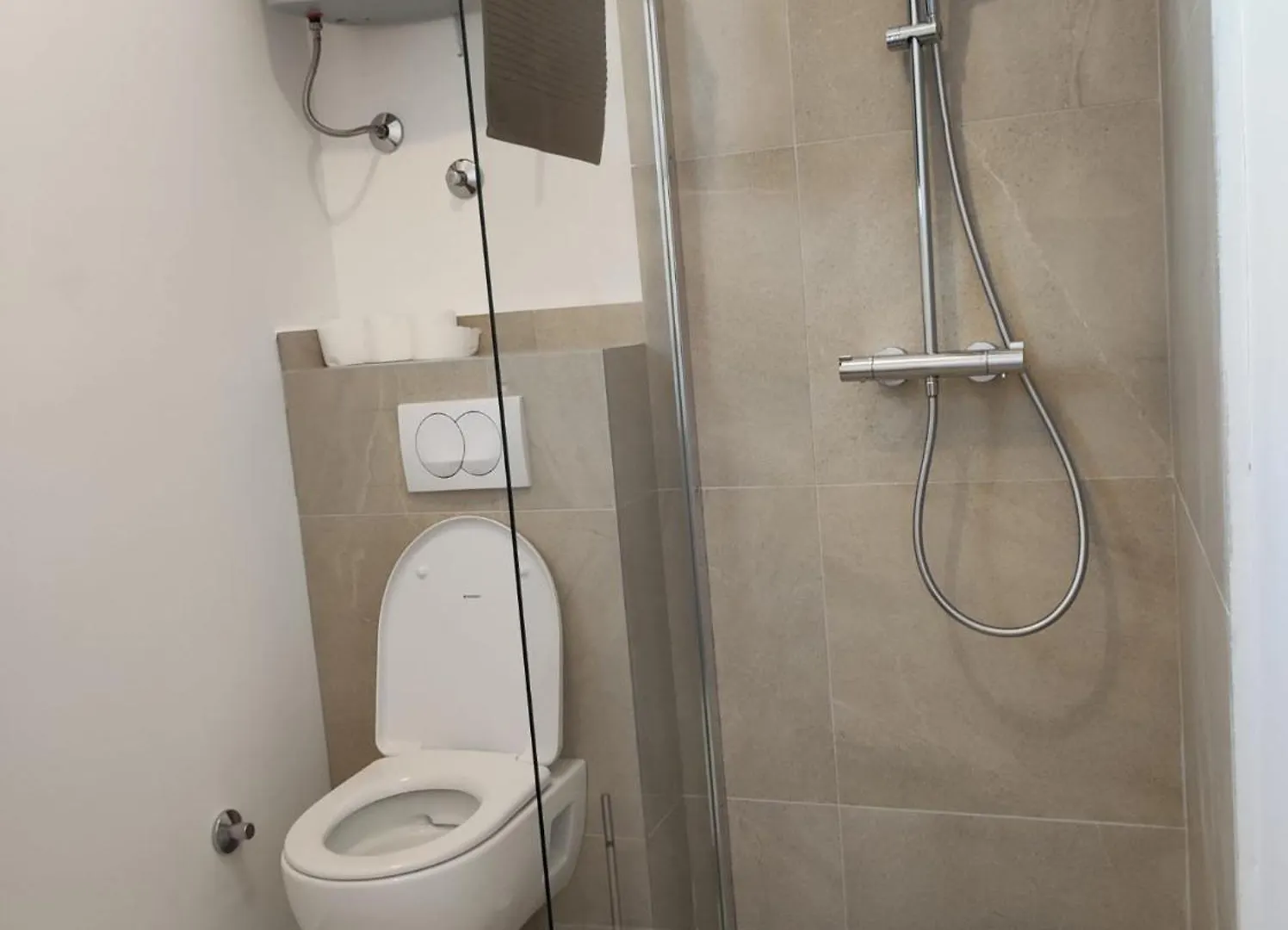 Penthouse Apartment In Gornji Karin Near The Beach Anic