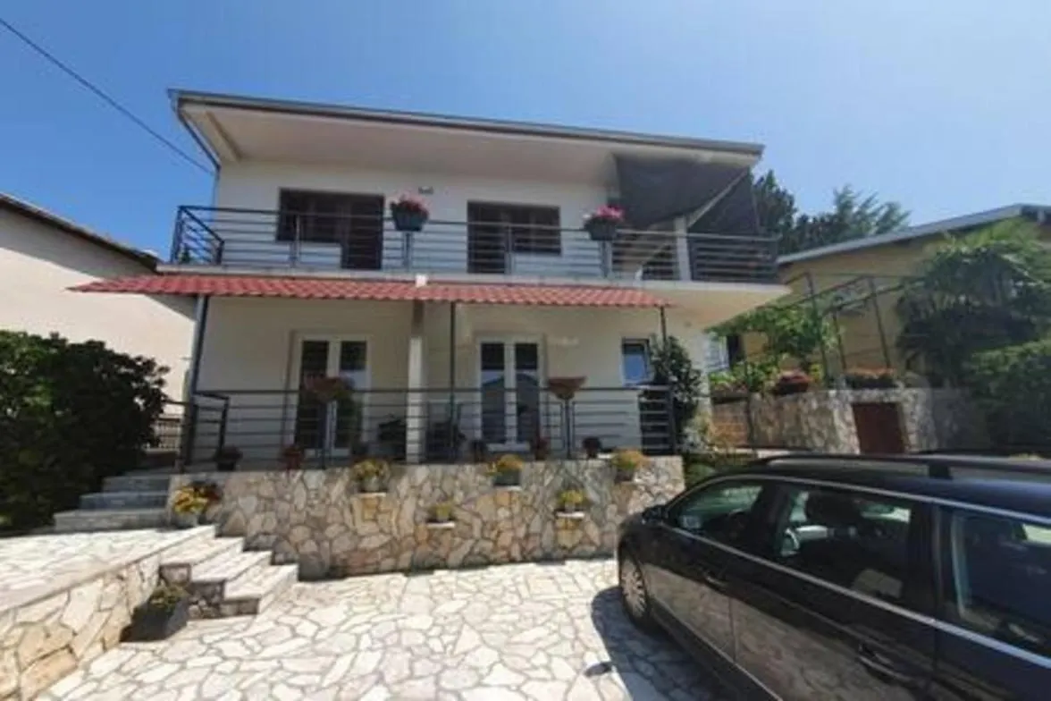 Penthouse Apartment In Gornji Karin Near The Beach Anic